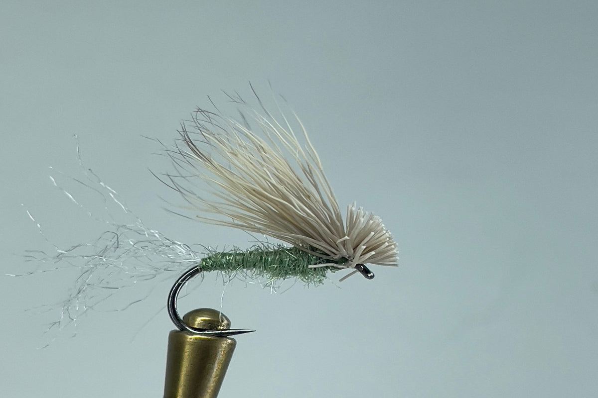CLASSIC CADDIS DRY FLY