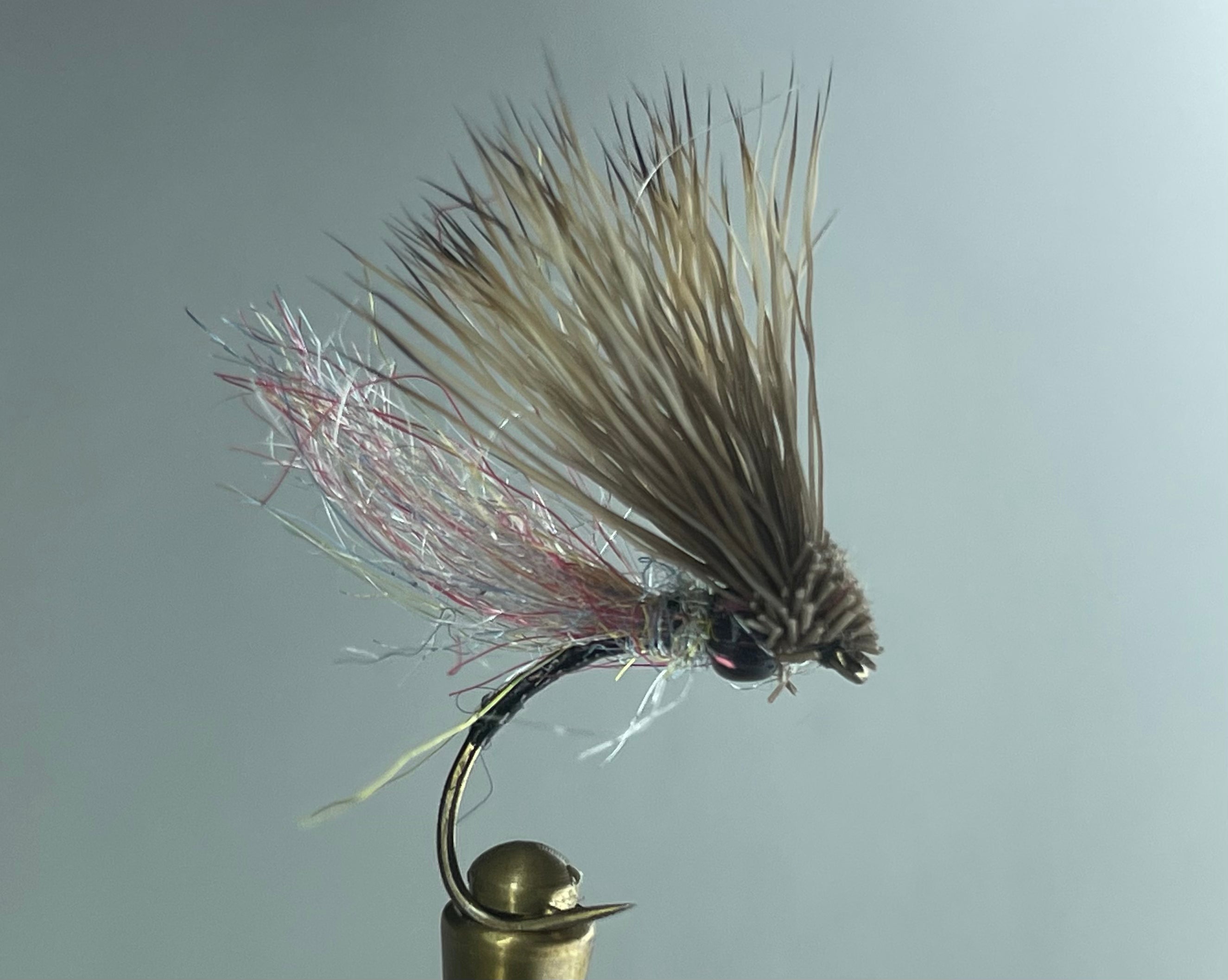 CRYSTAL BALL CADDIS (RAINBOW)